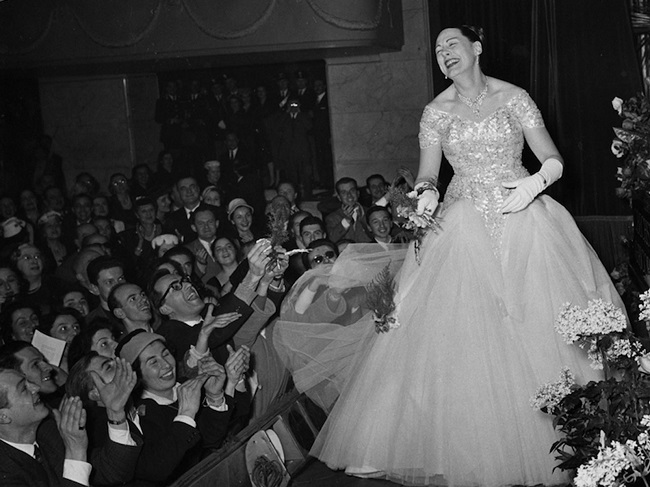 Tebaldi_recital-Teatro-Manzoni_Milano_1957