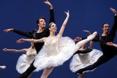 Symphony-in-C-Chor.-by-George-Balanchine-©-School-of-American-Ballet-10-Maria-Celeste-Losa-Mattia-Semperboni